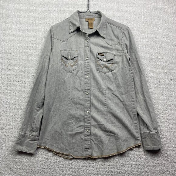 Wrangler Women’s Sz S Western Pearl Snap Gray Denim Shirt Stitching On Pocket - Picture 1 of 12